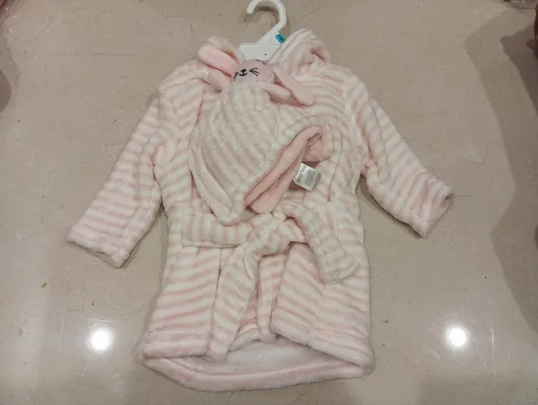 Pink_Plush_Striped_Hooded_Bathrobe_for_Babies