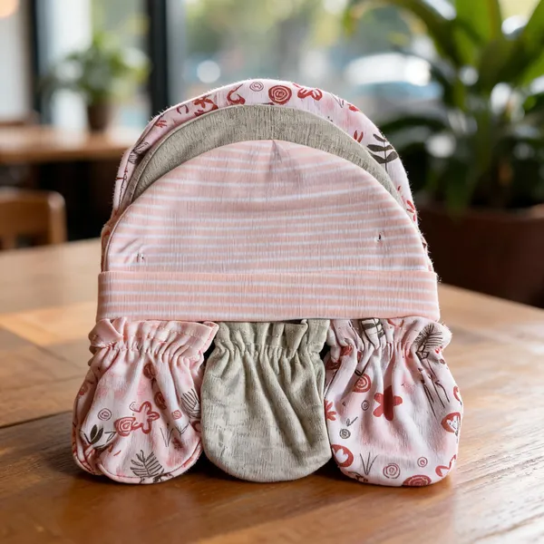Pink_Printed_Caps_And_Mittens_Set_for_Babies