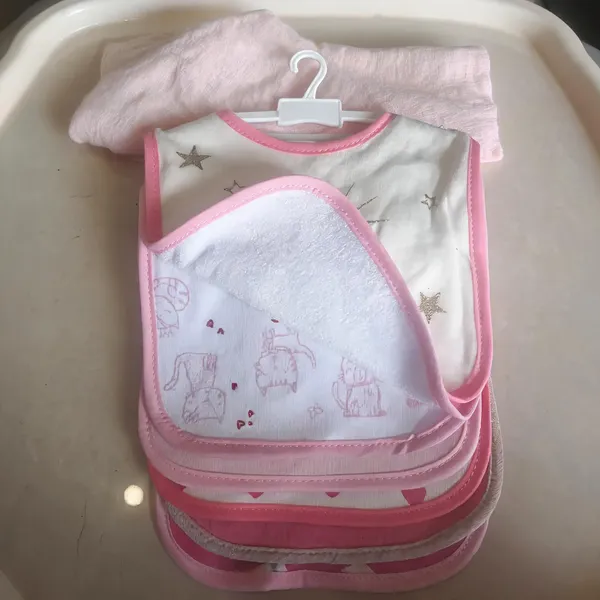 Pink_Reversible_Bib_Set_for_Babies