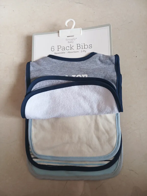Grey_Reversible_Bibs_For_Babies
