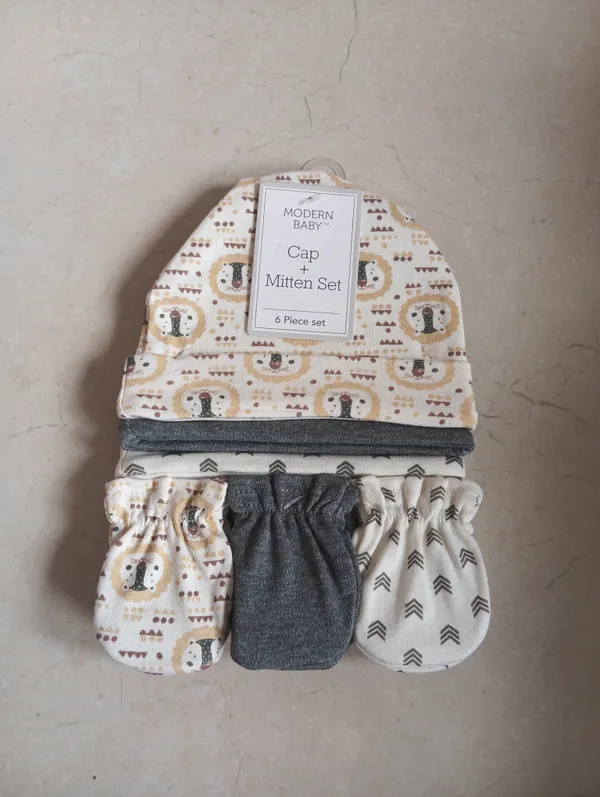 Printed_Cap_And_Mitten_Set_for_Babies