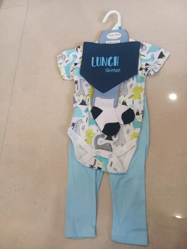 Multicolor_Printed_Baby_Outfit_Set_for_Babies