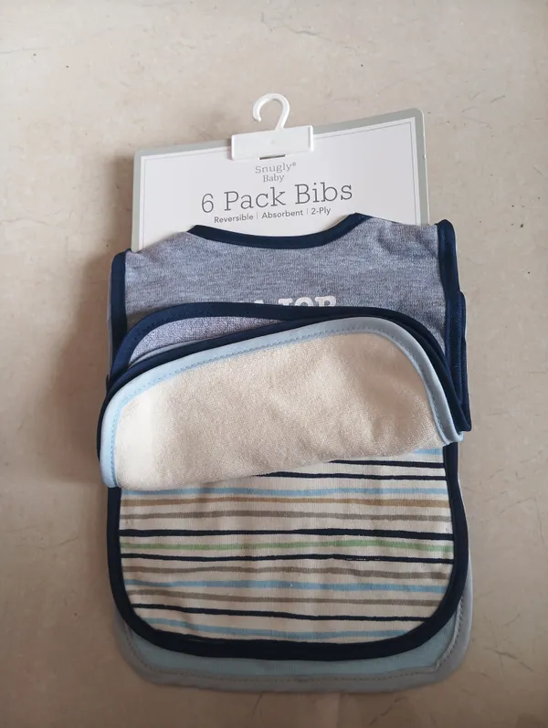 Grey_Reversible_Bibs_For_Babies