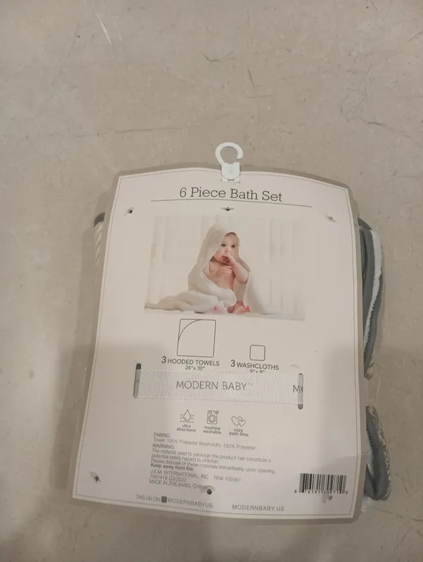 Modern_Baby_6_Piece_Hooded_Towel_And_Washcloth_Bath_Set