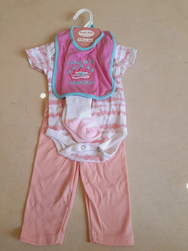 Pink_Printed_Baby_Outfit_Set_for_Girls