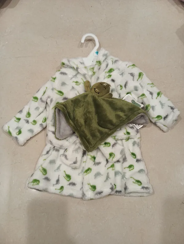 White_Fleece_Hooded_Romper_for_Babies