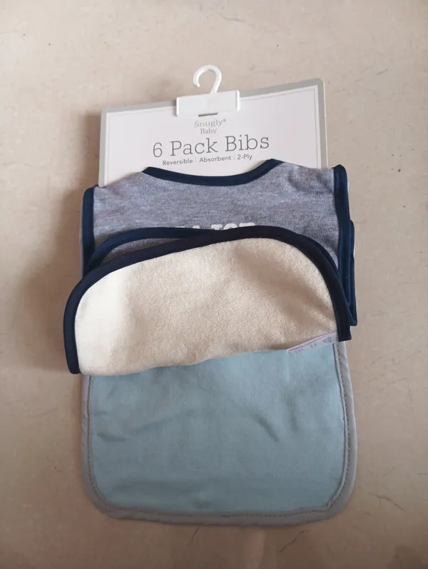 Grey_Reversible_Bibs_For_Babies