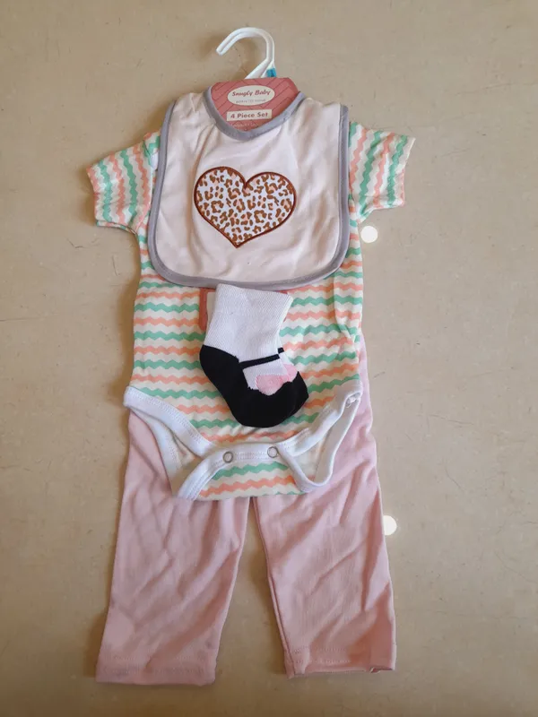 Multicolor_Printed_Baby_Outfit_Set_for_Babies