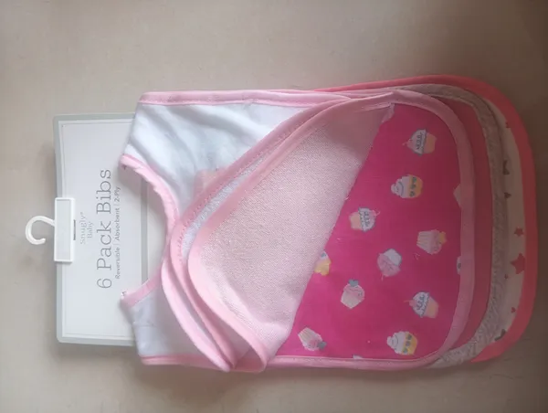 Pink_Printed_Bibs_Pack_Of_6_for_Babies