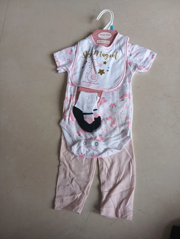 Pink_Printed_Baby_Outfit_Set