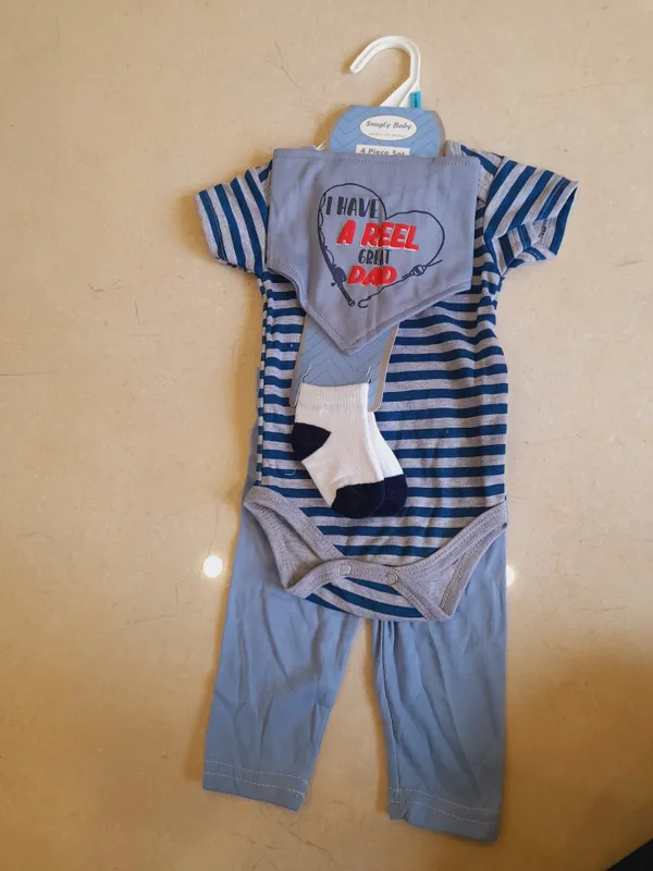 Blue_Striped_Baby_Bodysuit_Set_for_Babies