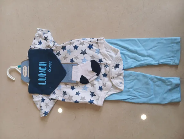 Blue_Star_Print_Shirt_And_Pants_Set_for_Baby_Boys