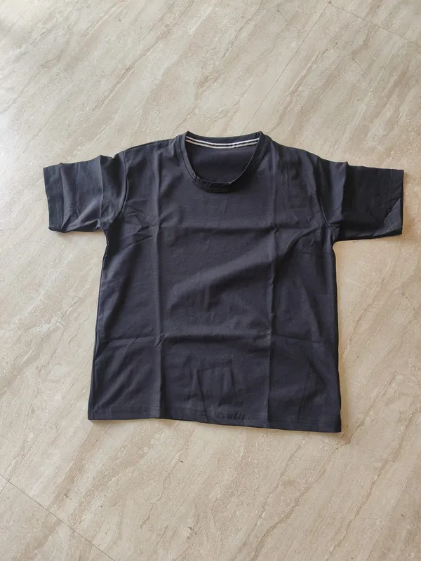 NEXIGO-BLACK-Men-Tshirt