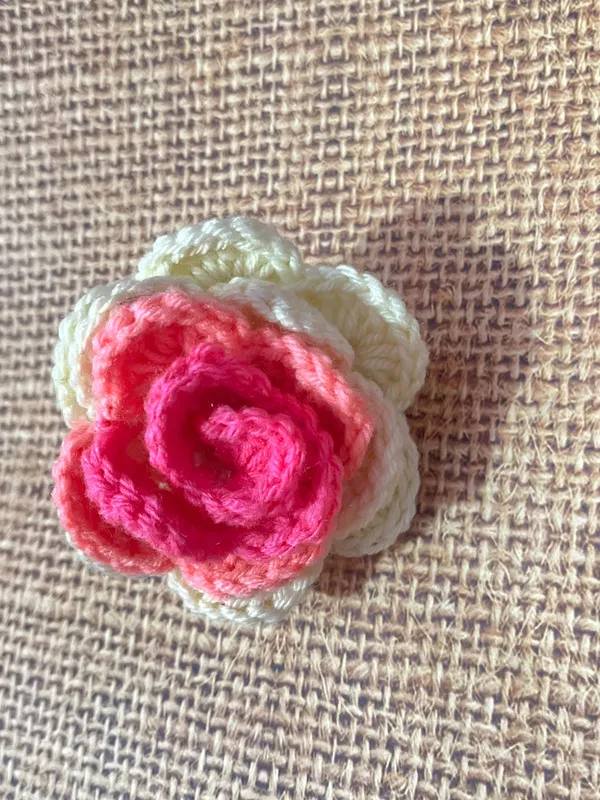 White_And_Pink_Crochet_Yarn_Hair_Clip_For_Girls,_Women,_Hair_Styling_Pack_Of_2
