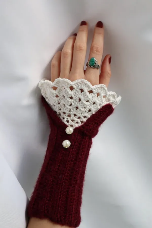 Maroon_And_White_Crochet_Yarn_Fingerless_Gloves_For_Women,_Winter_Wear,_Daily_Wear