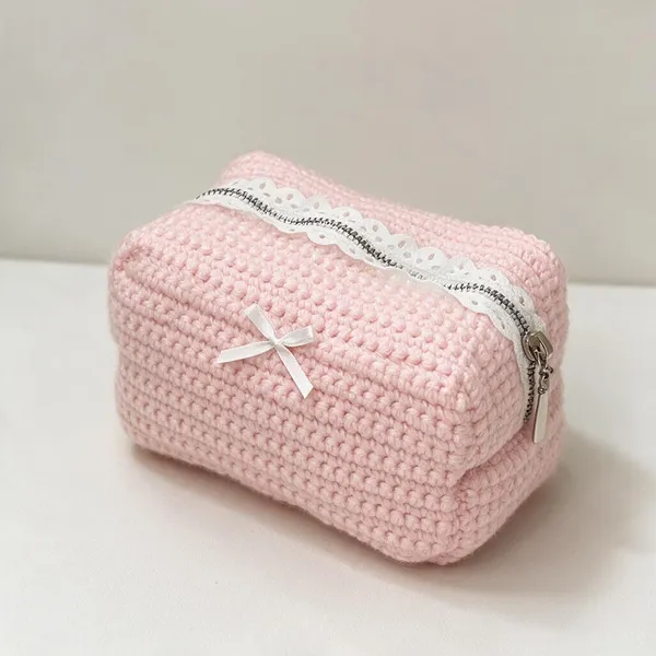 Pink_Crochet_Yarn_Zipper_Pouch_For_Women,_Daily_Use,_Shopping