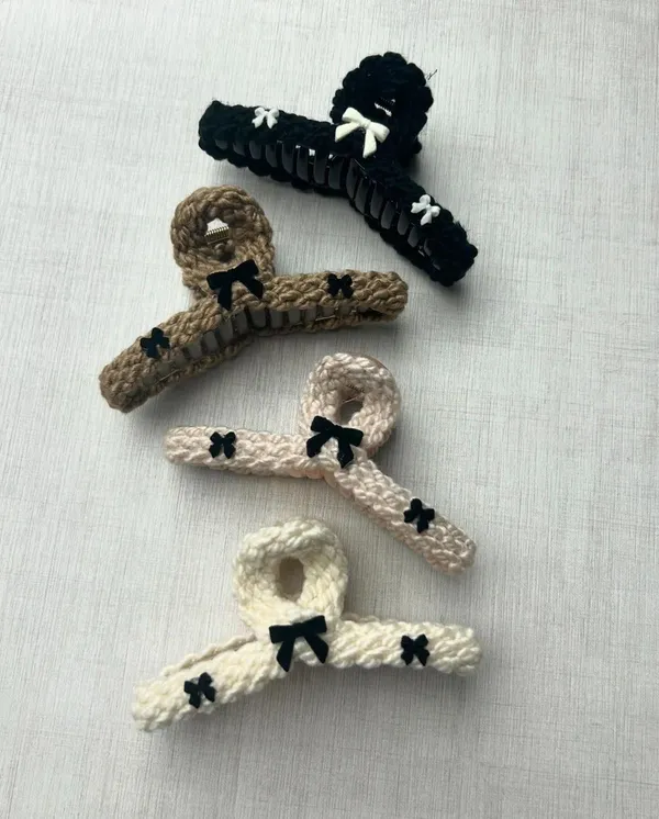 Multicolour_Crochet_Yarn_Hair_Claw_Clips_For_Women,_Hair_Styling,_Daily_Wear_Pack_Of_6