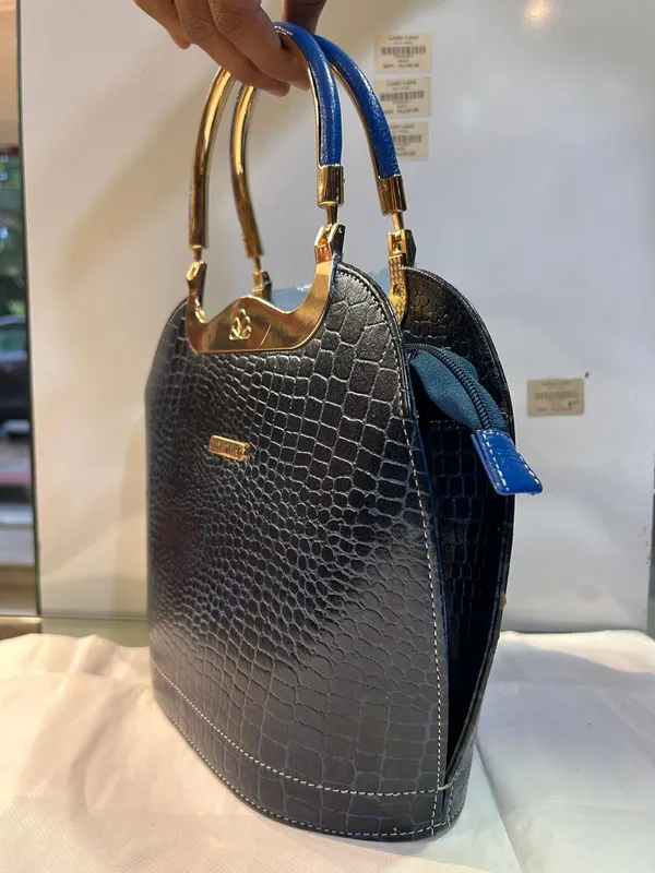 Blue_Textured_Structured_Handbag_for_Women