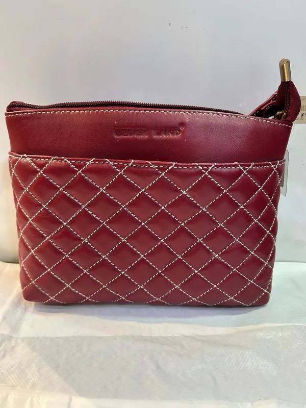 Maroon_Leather_Quilted_Zipper_Pouch_For_Women