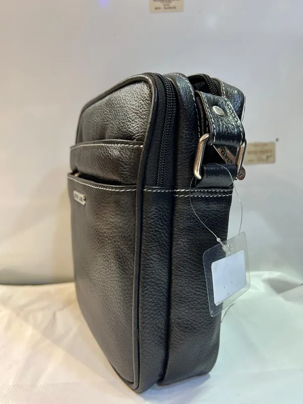 Black_Textured_Leather_Crossbody_Sling_Bag_For_Men