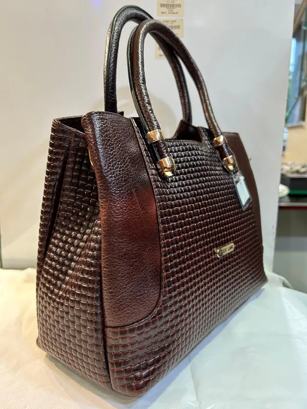 Brown_Textured_Tote_Handbag_for_Women