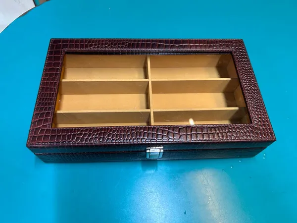Textured_Crocodile_Pattern_Jewellery_Organizer_Box