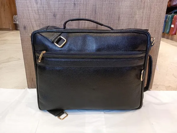Black_Leather_Briefcase_For_Men