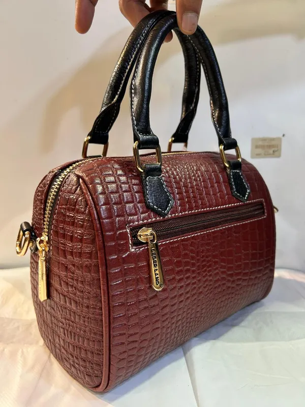 Burgundy_Genuine_Leather_Structured_Handbag_for_Women