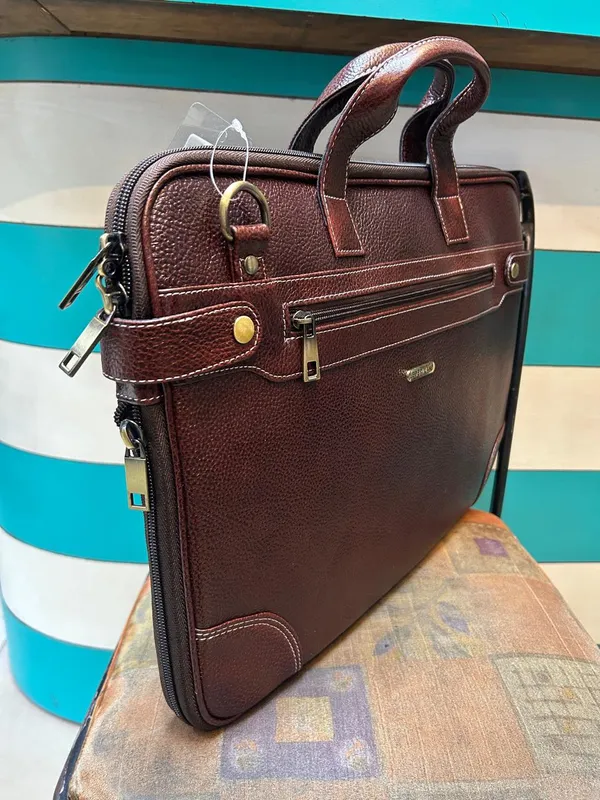 Brown_Leather_Briefcase_For_Men