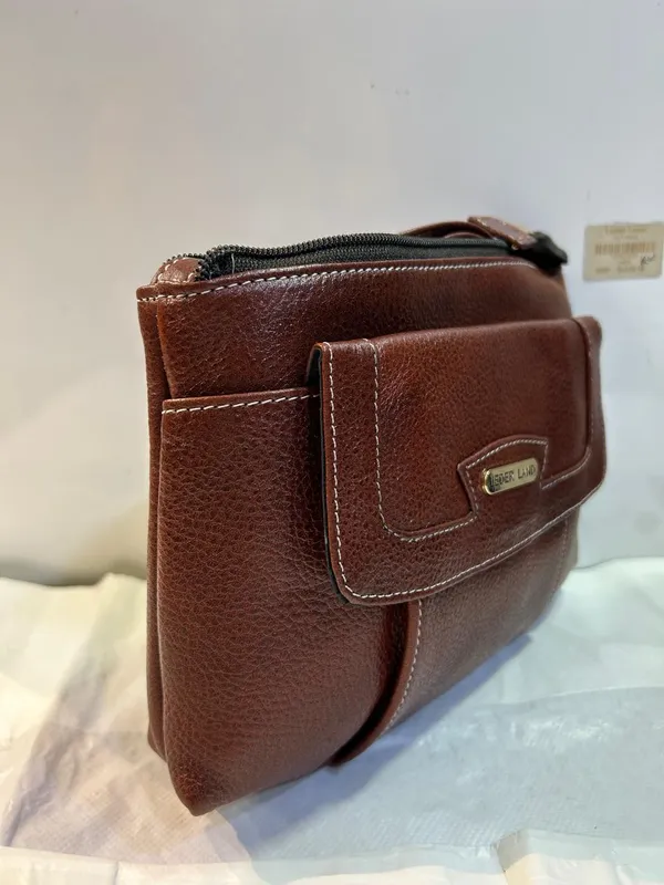 Brown_Leather_Sling_Bag_for_Men