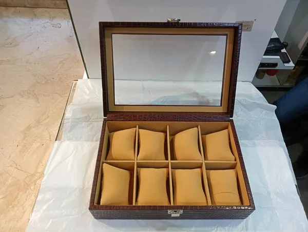 Wood_&_Glass_8_Slot_Watch_Organizer