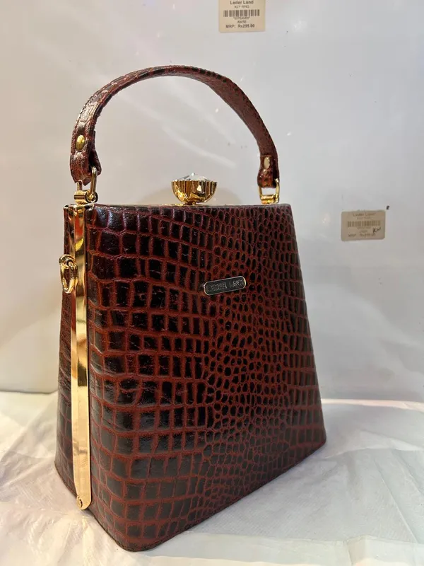Brown_Crocodile_Textured_Leather_Structured_Handbag_For_Women