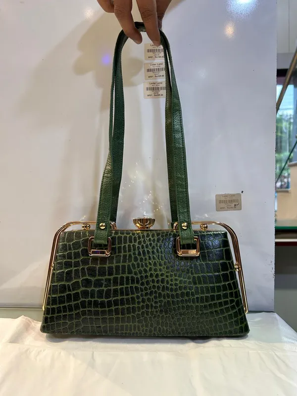Green_Crocodile_Embossed_Structured_Handbag_for_Women