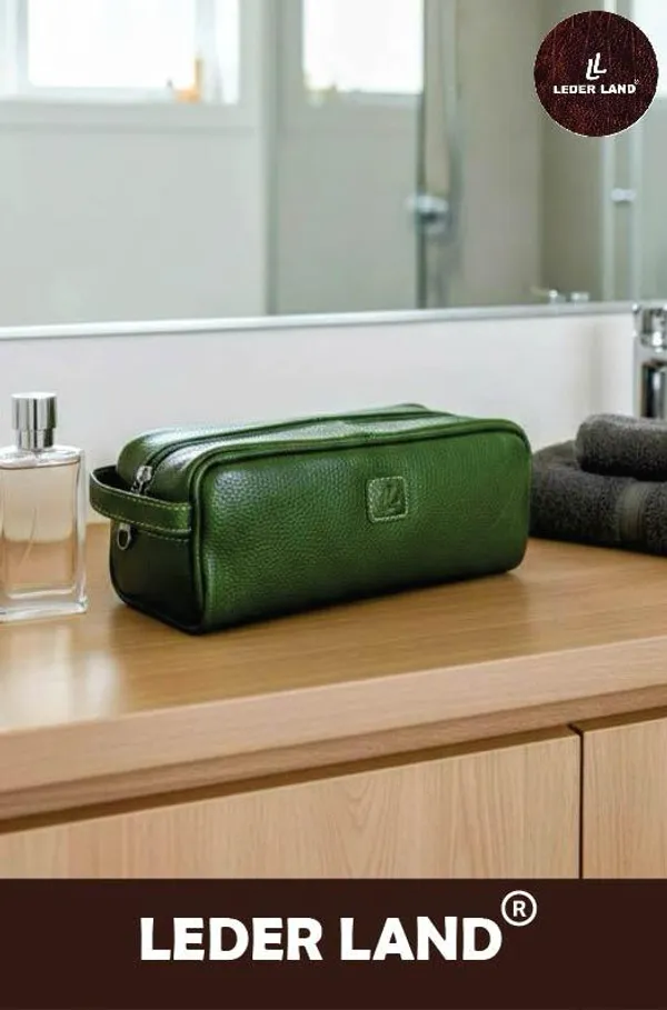 Green_Leather_Textured_Toiletry_Bag_For_Unisex