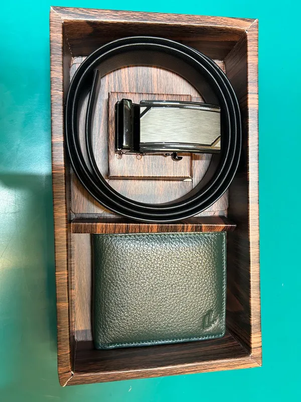 Black_Belt_&_Green_Leather_Wallet_Gift_Set_For_Men