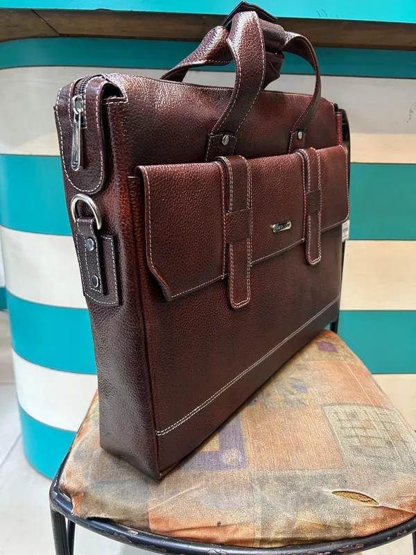 Brown_Leather_Textured_Briefcase_For_Men