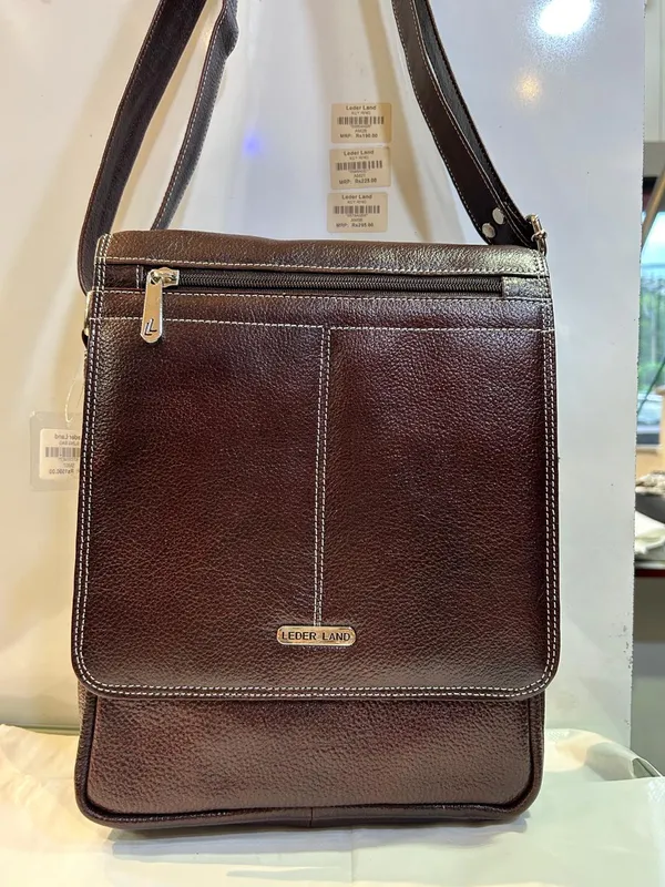 Brown_Leather_Textured_Crossbody_Bag_For_Men