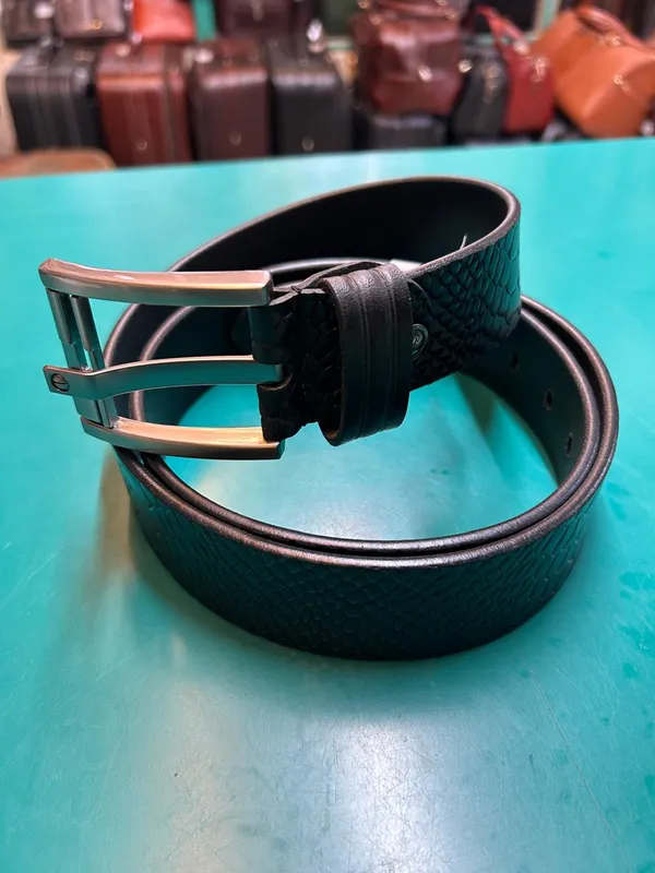 Black_Textured_Adjustable_Belt_for_Men