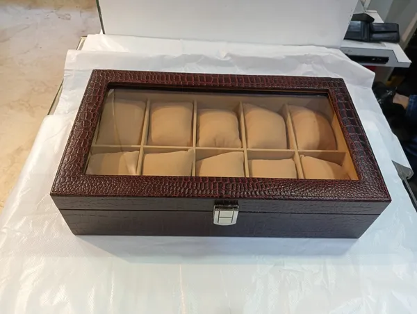 Brown_Leather_Textured_10_Slot_Watch_Organizer
