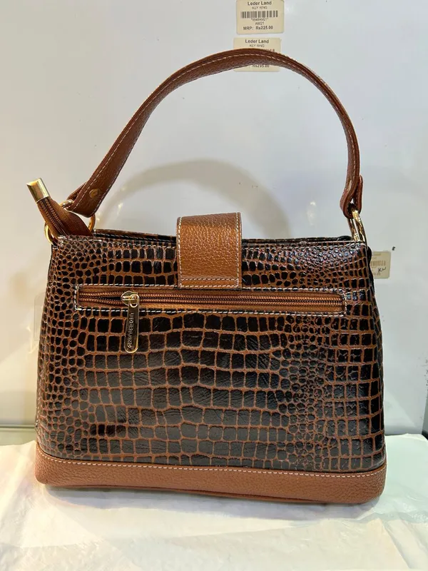 Brown_Textured_Structured_Handbag_for_Women