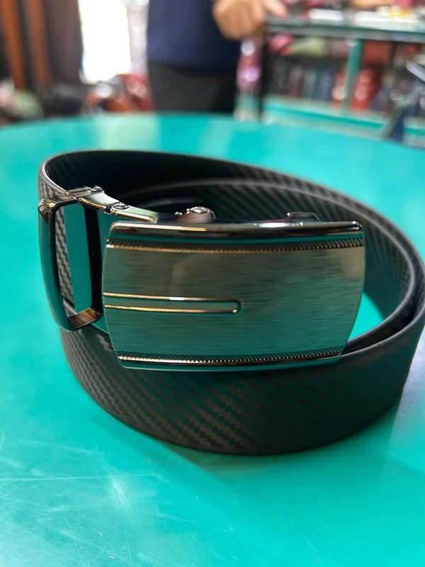 Black_Textured_Automatic_Buckle_Belt_for_Men