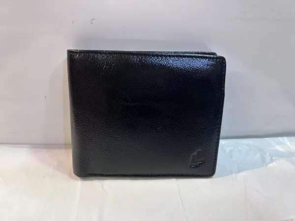 Black_Textured_Leather_Bifold_Wallet_For_Men