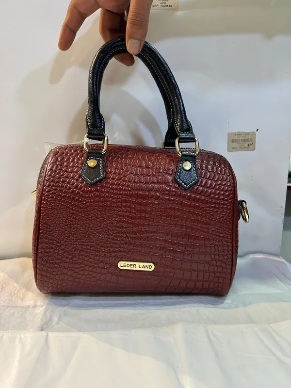 Burgundy_Genuine_Leather_Structured_Handbag_for_Women