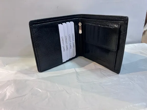 Black_Textured_Leather_Bifold_Wallet_For_Men