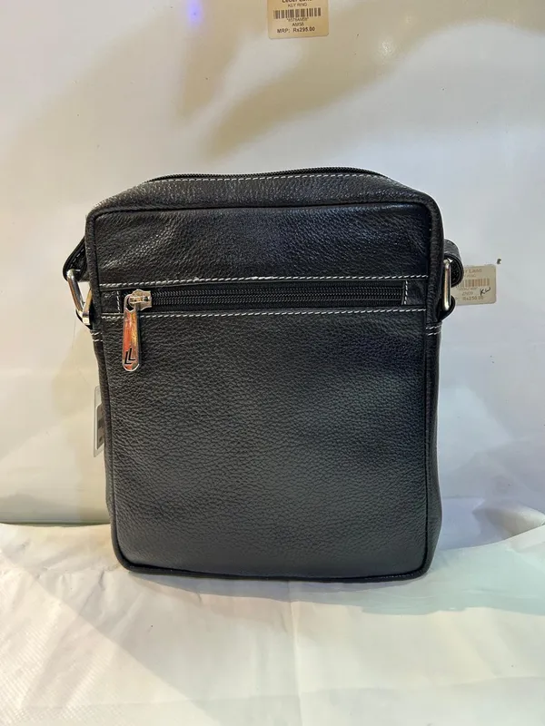 Black_Textured_Leather_Crossbody_Sling_Bag_For_Men