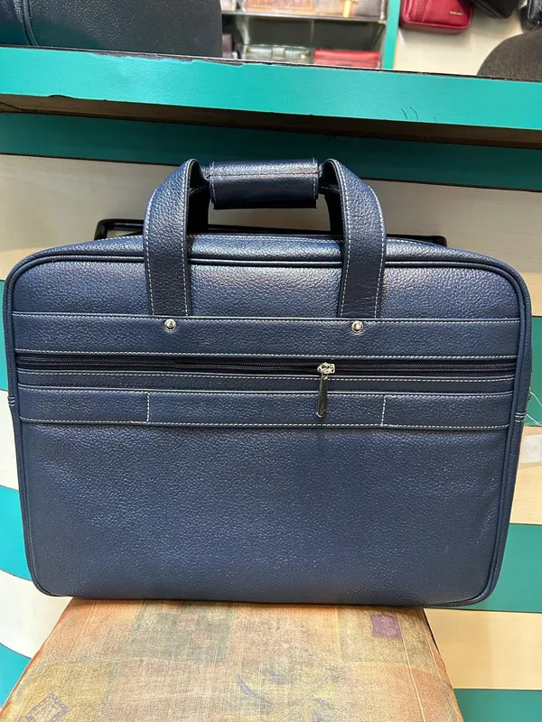 Navy_Leather_Structured_Briefcase_For_Men