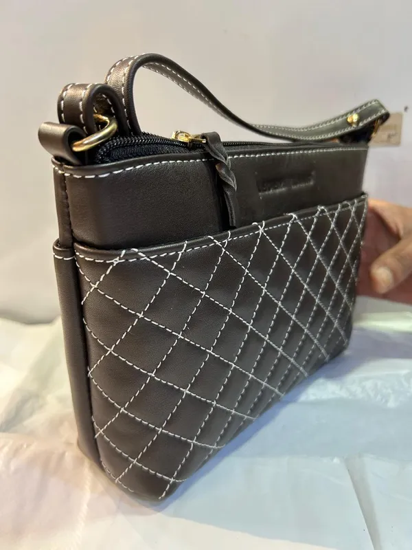 Black_Genuine_Leather_Quilted_Sling_Bag_for_Women