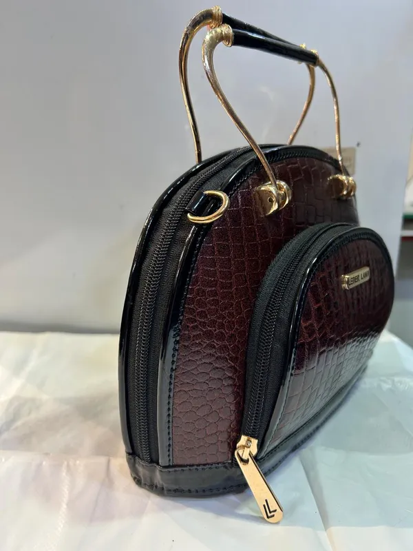 Brown_Textured_Leather_Structured_Handbag_For_Women