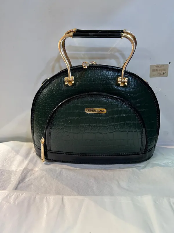 Dark_Green_Textured_Structured_Handbag_for_Women