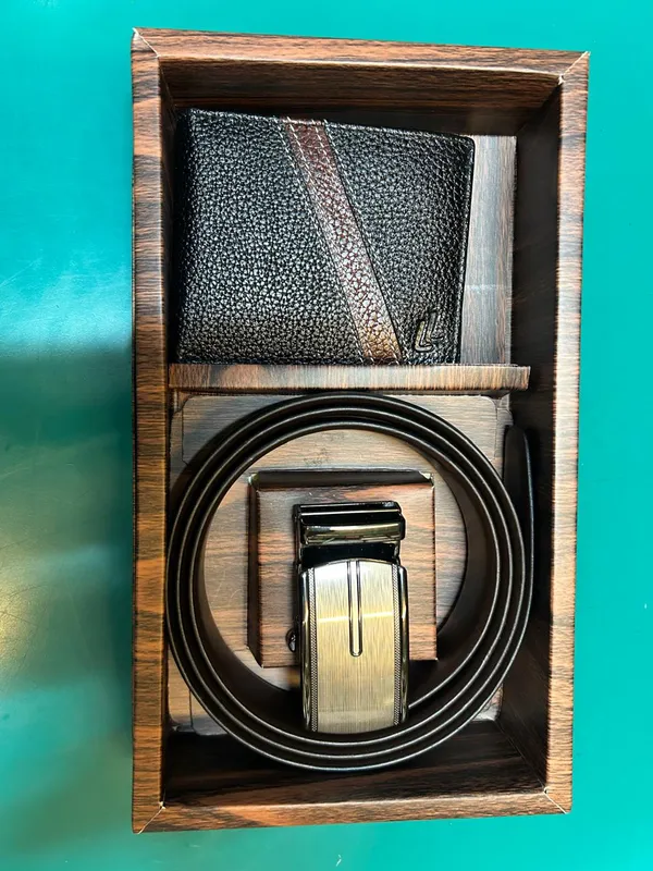 Black_Leather_Textured_Wallet_&_Belt_Set_For_Men